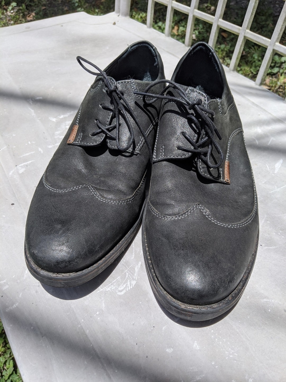 Clarks Men’s Black Chukka Lace-Up Boots